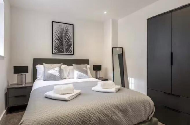 2 bed Apartment to rent Image 10
