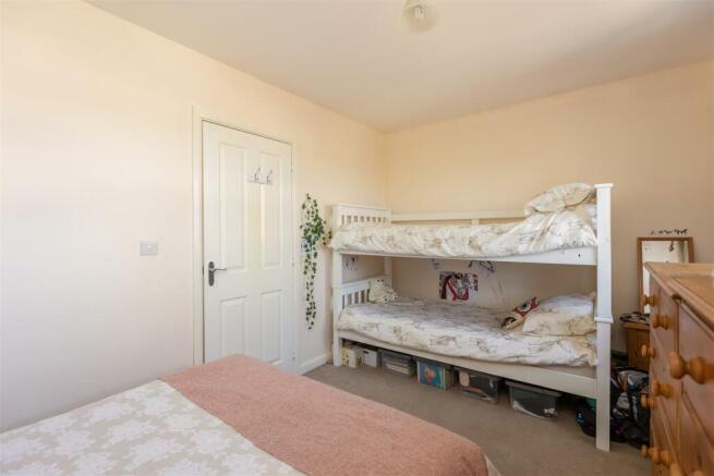 Weighbridge Close 24 Bedroom 1-2.jpg