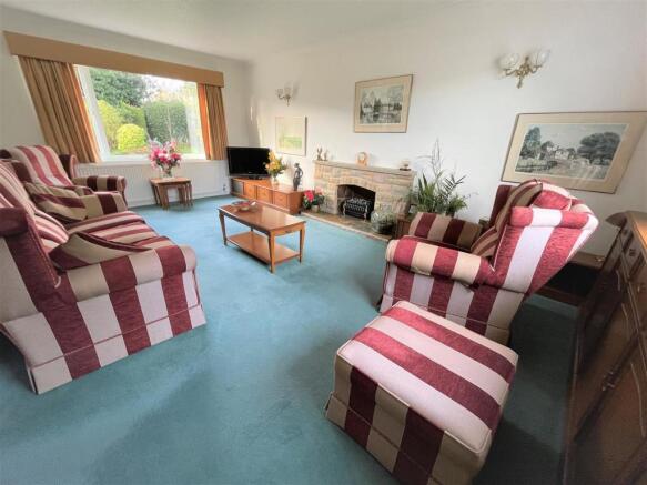 SITTING ROOM