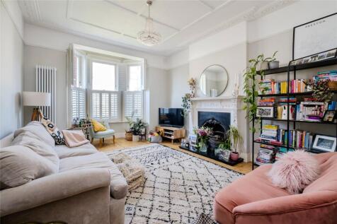 Barrow Road, London, SW16