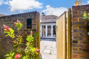 84b, Herne Bay Road, Whitstable CT5 2LX