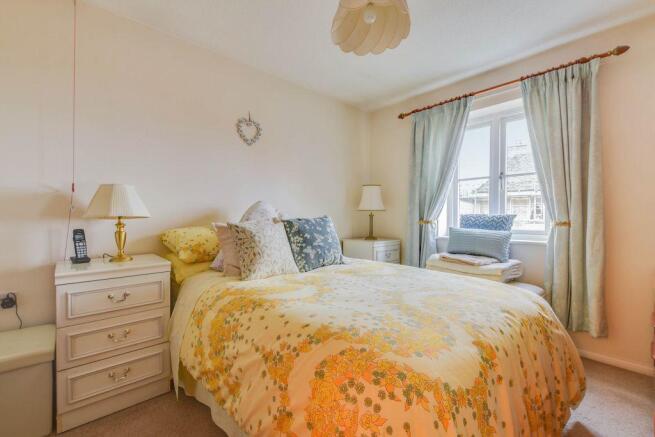 Bedroom 1 (Double)