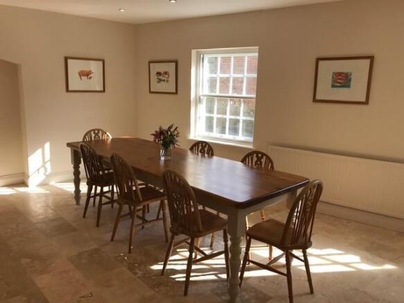 dining room.jpg