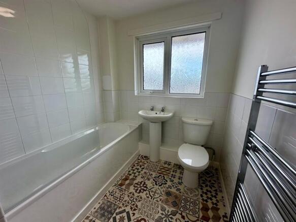 Family Bathroom.jpg