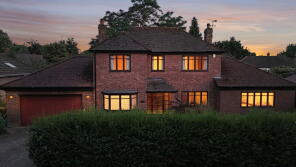 Glendale, Balmoral Road, Grappenhall And Thelwall, Warrington WA4 2EB