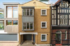 2, West Street, Portsmouth PO1 2JW