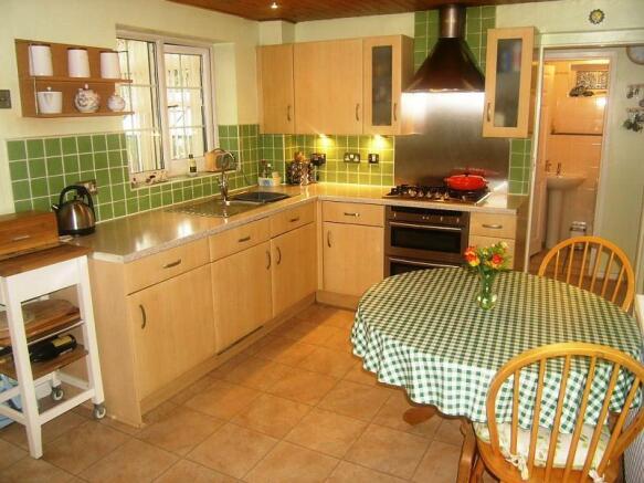 KITCHEN 2