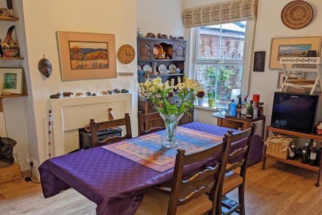 dining 2