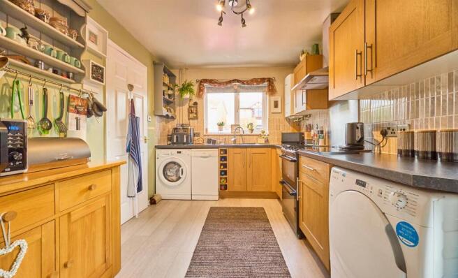 Kitchen/Diner to Front