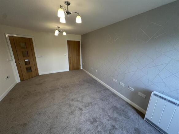 1 bed Apartment to rent Image 7