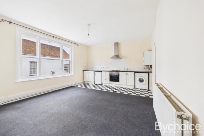 CAM05250G0-PR0184-STILL004