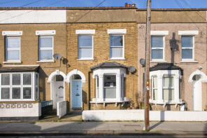 18, Amott Road, London SE15 4JD