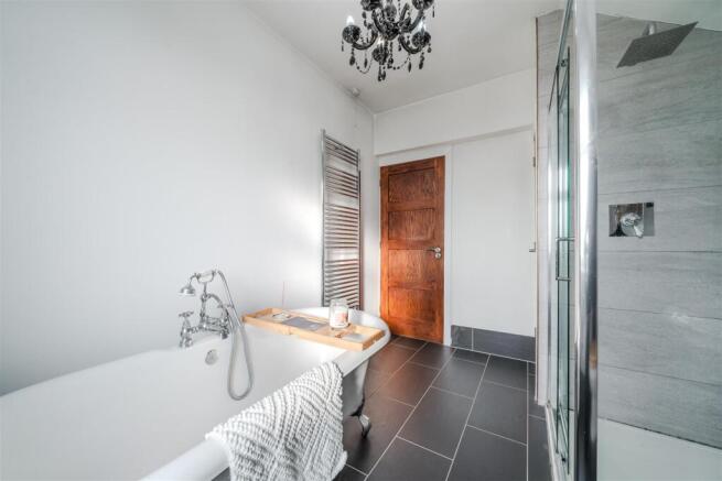 Bathroom-2.jpg