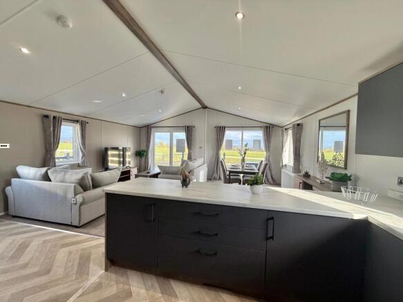 2 bed Lodge for sale Image 12