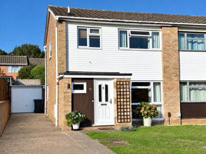 Oakfields, Guildford, Surrey, GU3