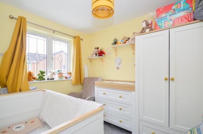 4 bed Detached for sale Image 10
