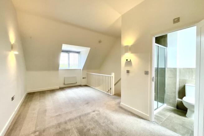 3 bed Semi-Detached for sale Image 11