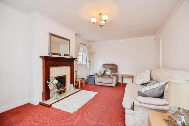 Whinflower Drive, Stockton-On-Tees photo 4