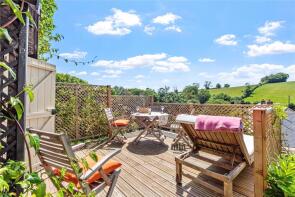 3, Brook Green, Cheselbourne DT2 7FS