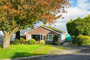 44, Gainsborough Road, Dronfield S18 1QW