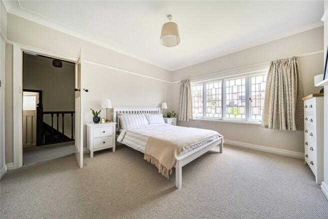 4 bed Semi-Detached for sale Image 8