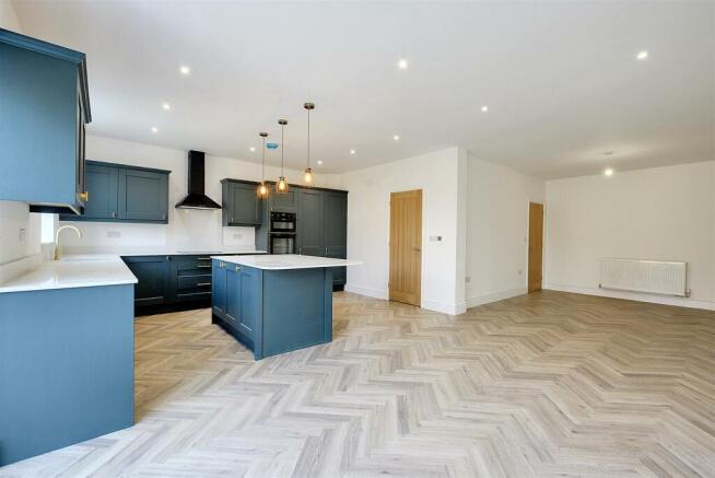 Living/Dining Kitchen