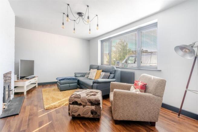 3 - sitting room.jpg