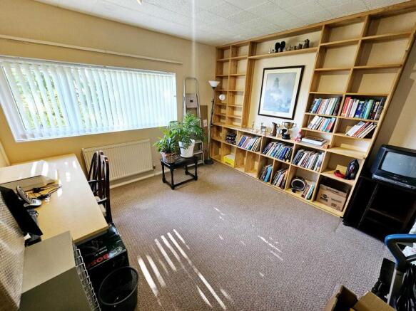 3 bed Terraced for sale Image 7