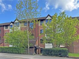 Flat 23, 144 146 Cromwell Place, Station Road, Redhill RH1 1EX