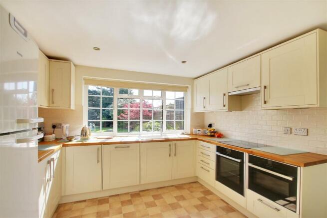 Kitchen.jpg