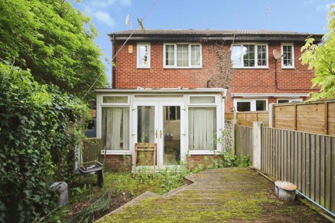 3 bed Semi-Detached for sale Image 10