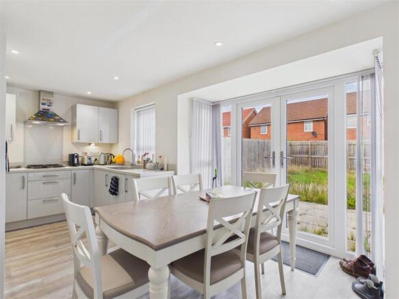 Dining Kitchen