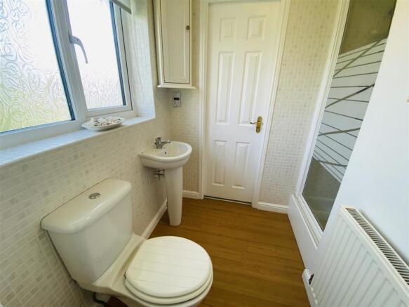 Jack and Jill Ensuite
