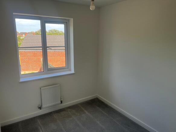 3 bed Detached to rent Image 7