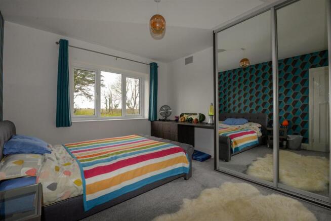 Bedroom1 1.jpg
