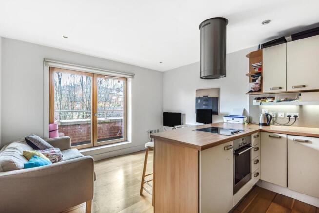 Kitchen (Main)