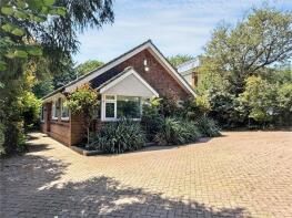 66, Barnet Gate Lane, Barnet EN5 2AD