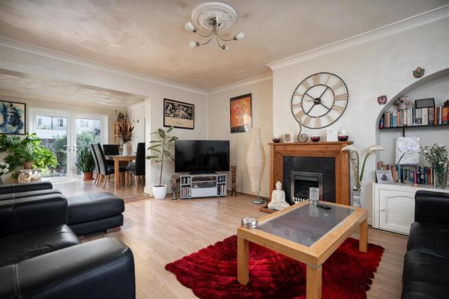 Living/Dining Room