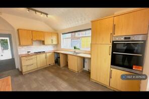 2, Lynthorpe Avenue, Cadishead, Manchester M44 5JQ