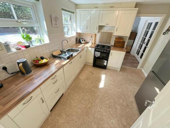 Kitchen alt angle...