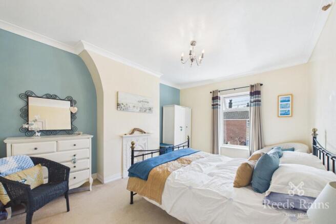 4 bed Terraced for sale Image 5