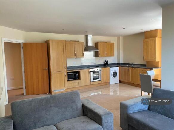 Kitchen Lounge 