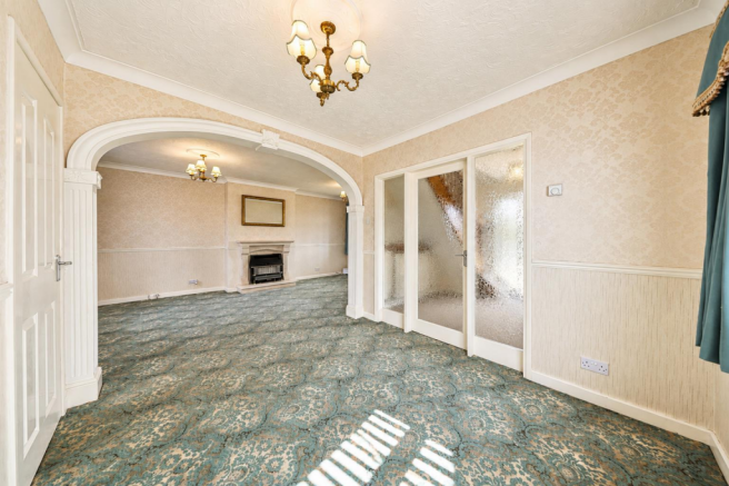 3 bed Semi-Detached Bungalow for sale Image 6