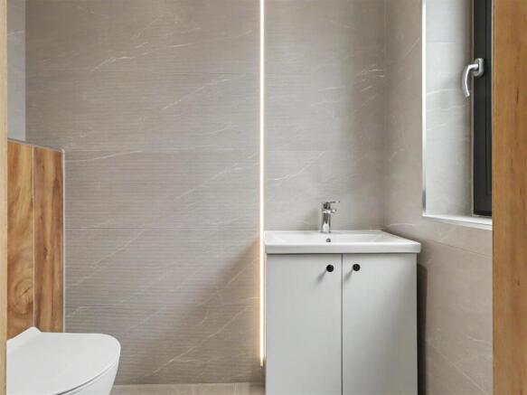 downstairs wc