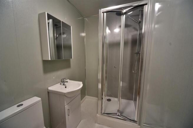 1 bed Apartment to rent Image 5
