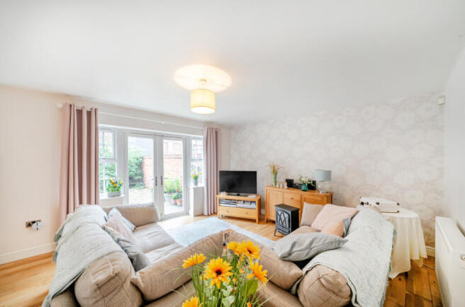 1360298-5-68dd335...