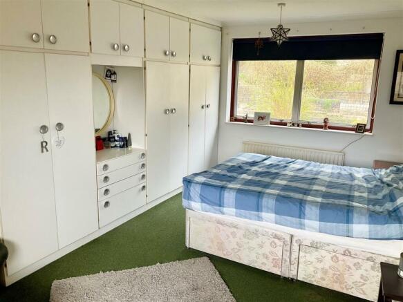 Bedroom 1A.jpg