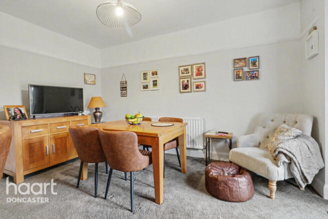 3 bed Semi-Detached for sale Image 12