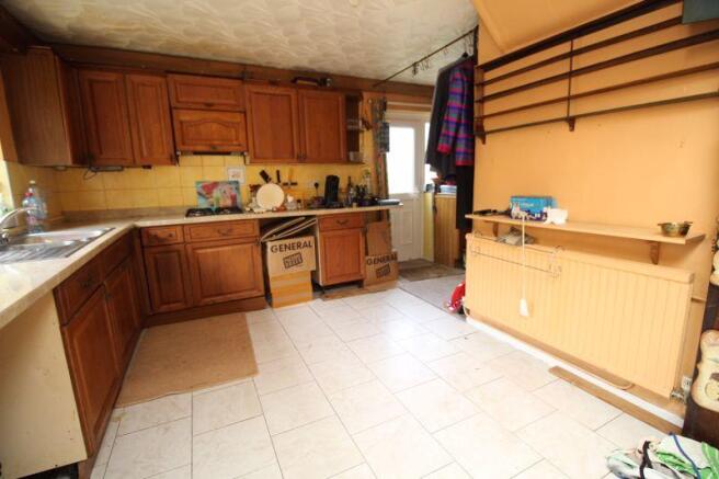 Kitchen/ Break...