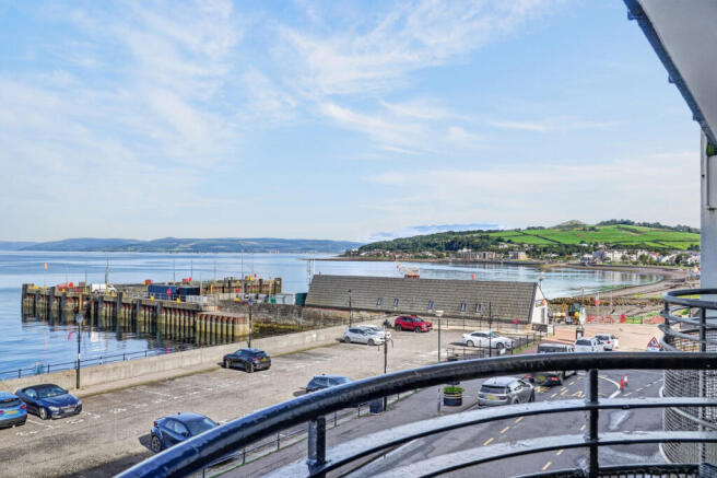 Flat F, 18, Main Street, Largs, KA30 8AB photo 2